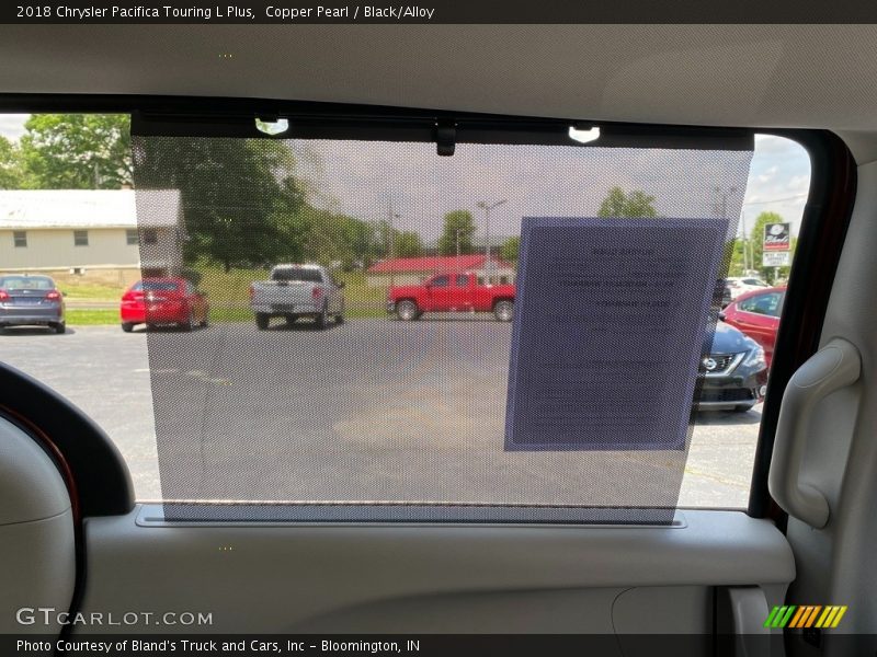 Copper Pearl / Black/Alloy 2018 Chrysler Pacifica Touring L Plus