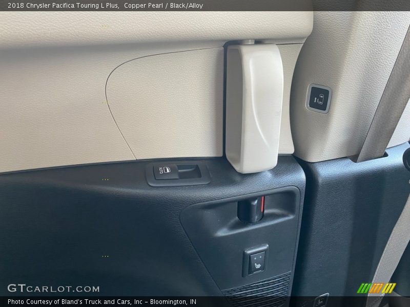Copper Pearl / Black/Alloy 2018 Chrysler Pacifica Touring L Plus