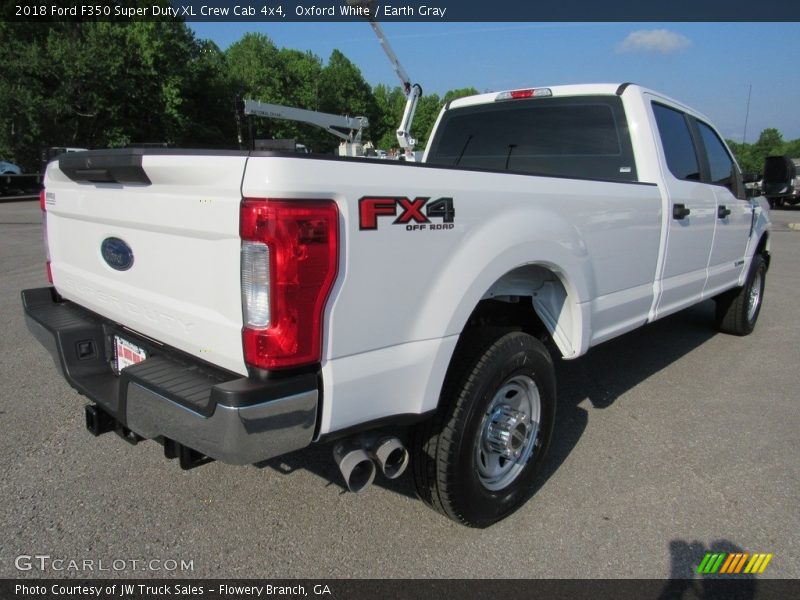 Oxford White / Earth Gray 2018 Ford F350 Super Duty XL Crew Cab 4x4