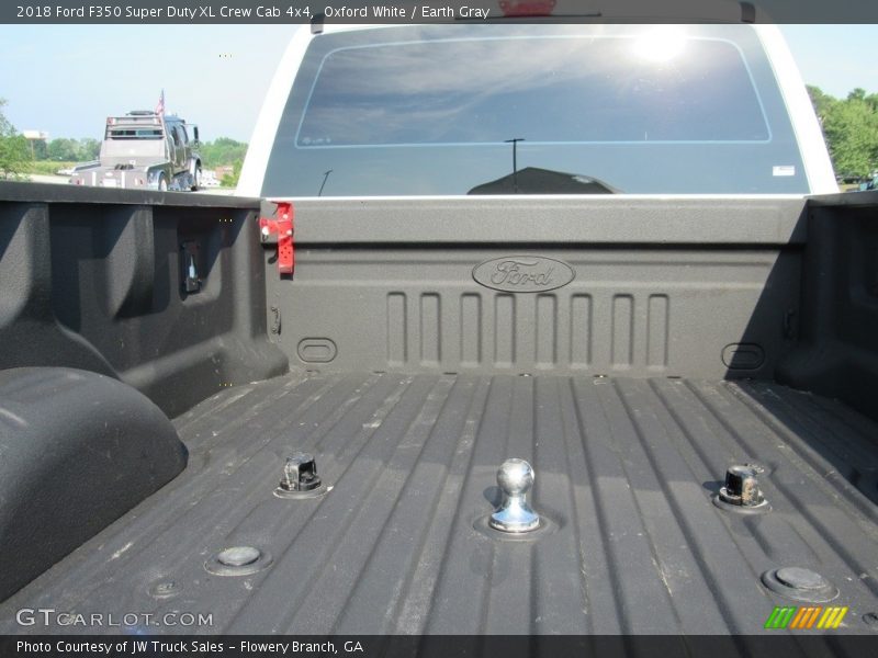 Oxford White / Earth Gray 2018 Ford F350 Super Duty XL Crew Cab 4x4