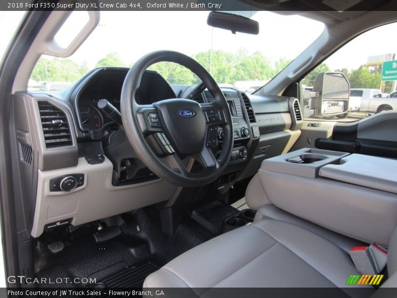 Oxford White / Earth Gray 2018 Ford F350 Super Duty XL Crew Cab 4x4