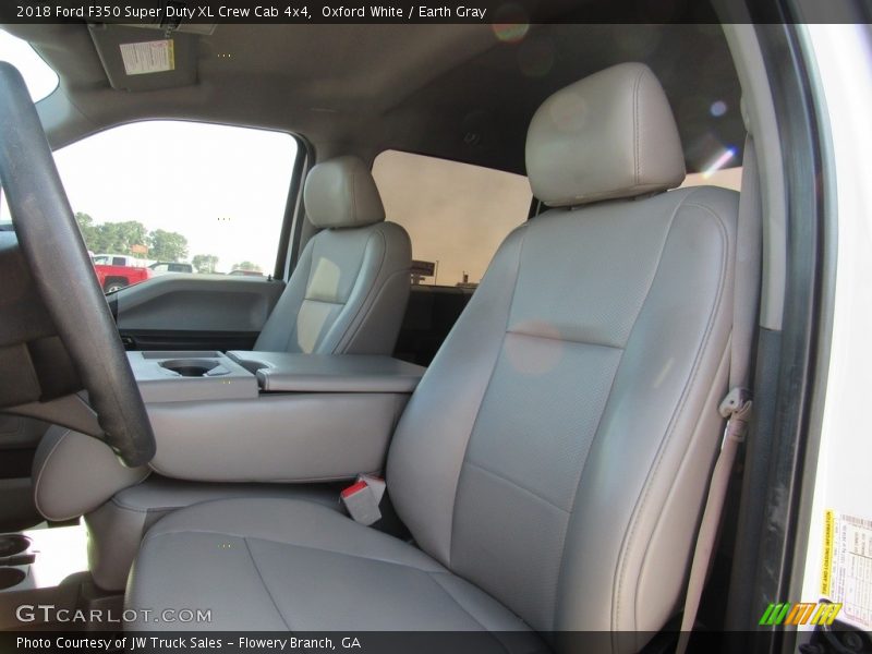 Oxford White / Earth Gray 2018 Ford F350 Super Duty XL Crew Cab 4x4
