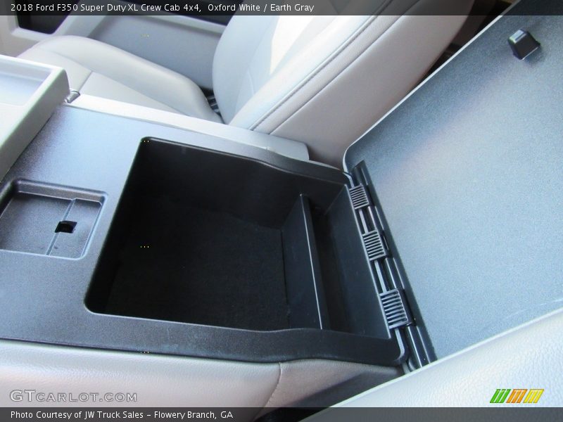 Oxford White / Earth Gray 2018 Ford F350 Super Duty XL Crew Cab 4x4