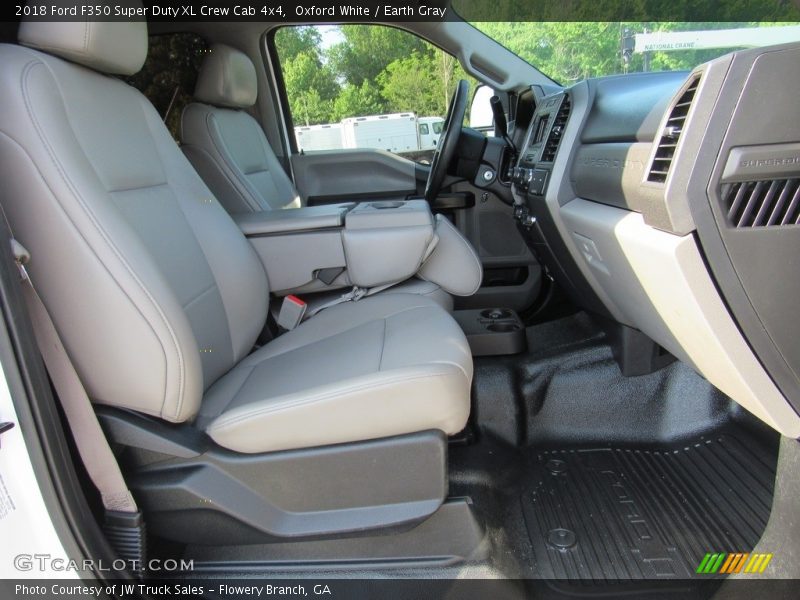 Oxford White / Earth Gray 2018 Ford F350 Super Duty XL Crew Cab 4x4