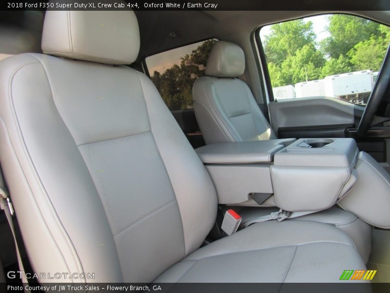 Oxford White / Earth Gray 2018 Ford F350 Super Duty XL Crew Cab 4x4