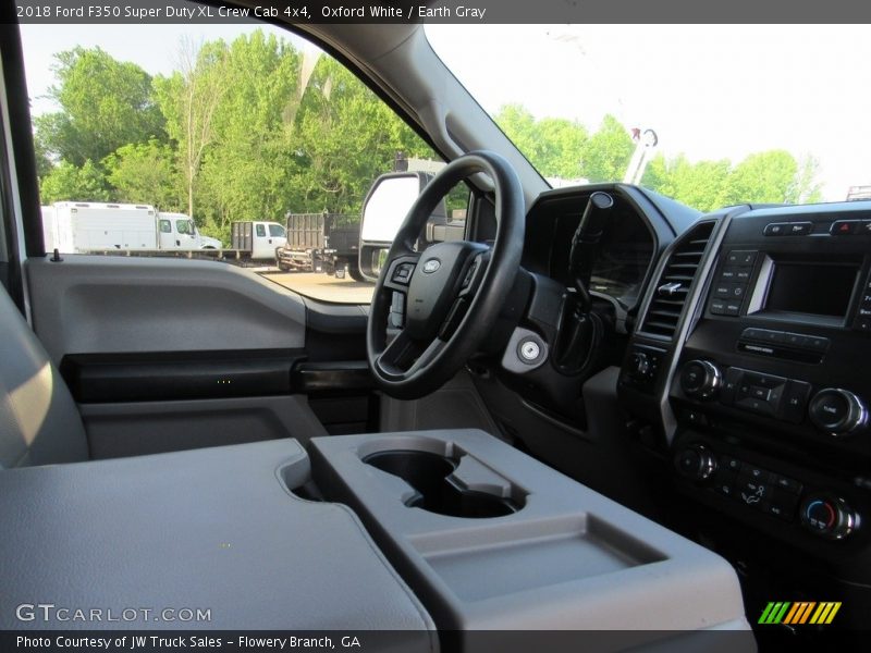 Oxford White / Earth Gray 2018 Ford F350 Super Duty XL Crew Cab 4x4