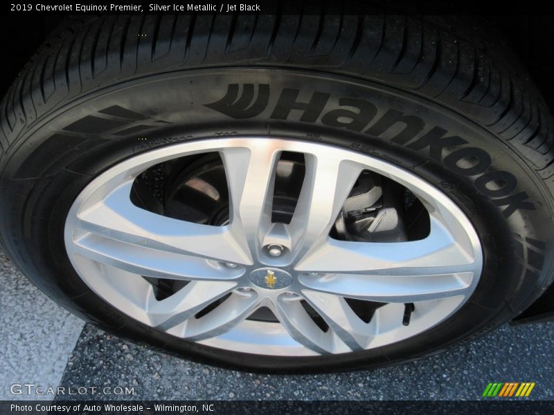 Silver Ice Metallic / Jet Black 2019 Chevrolet Equinox Premier