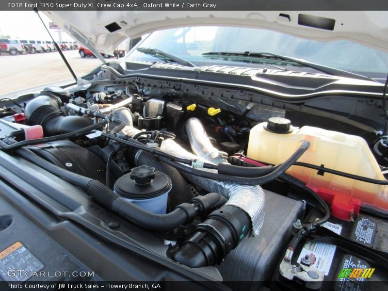 Oxford White / Earth Gray 2018 Ford F350 Super Duty XL Crew Cab 4x4
