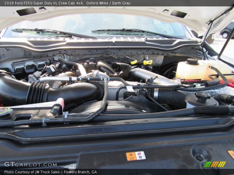 Oxford White / Earth Gray 2018 Ford F350 Super Duty XL Crew Cab 4x4