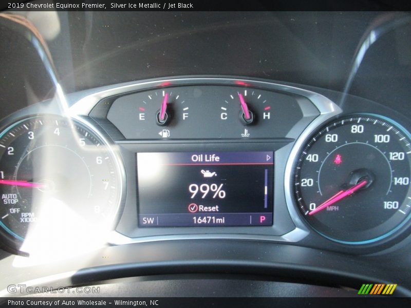 Silver Ice Metallic / Jet Black 2019 Chevrolet Equinox Premier