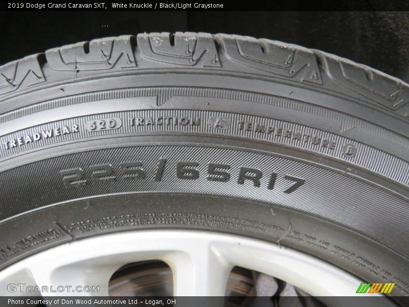 White Knuckle / Black/Light Graystone 2019 Dodge Grand Caravan SXT