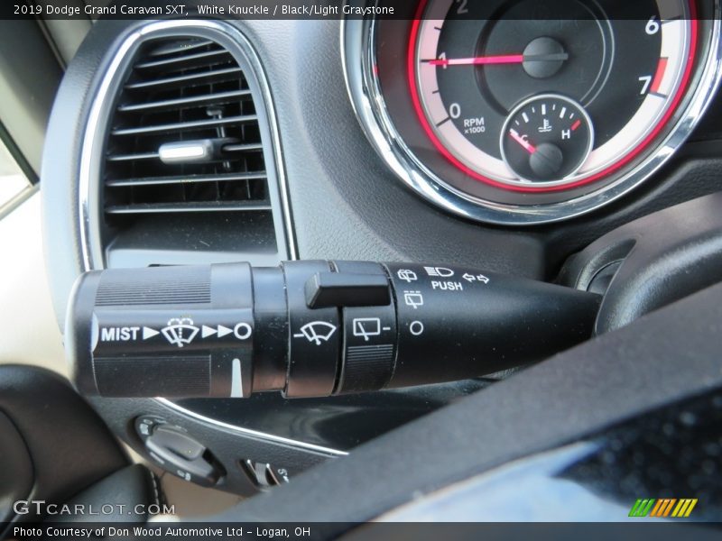 White Knuckle / Black/Light Graystone 2019 Dodge Grand Caravan SXT