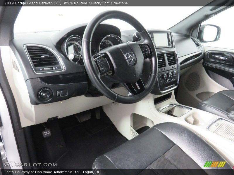 White Knuckle / Black/Light Graystone 2019 Dodge Grand Caravan SXT
