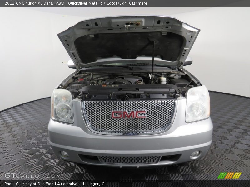 Quicksilver Metallic / Cocoa/Light Cashmere 2012 GMC Yukon XL Denali AWD