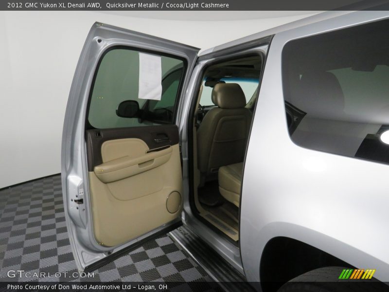 Quicksilver Metallic / Cocoa/Light Cashmere 2012 GMC Yukon XL Denali AWD