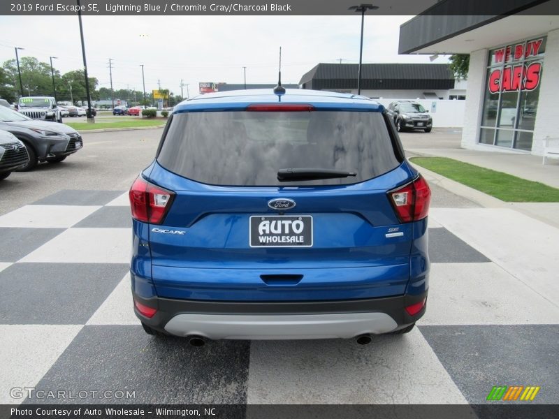 Lightning Blue / Chromite Gray/Charcoal Black 2019 Ford Escape SE