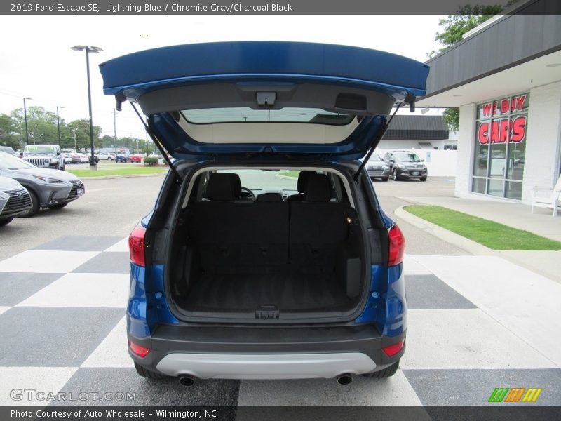 Lightning Blue / Chromite Gray/Charcoal Black 2019 Ford Escape SE