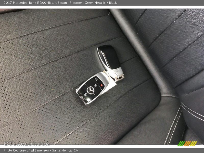 Piedmont Green Metallic / Black 2017 Mercedes-Benz E 300 4Matic Sedan