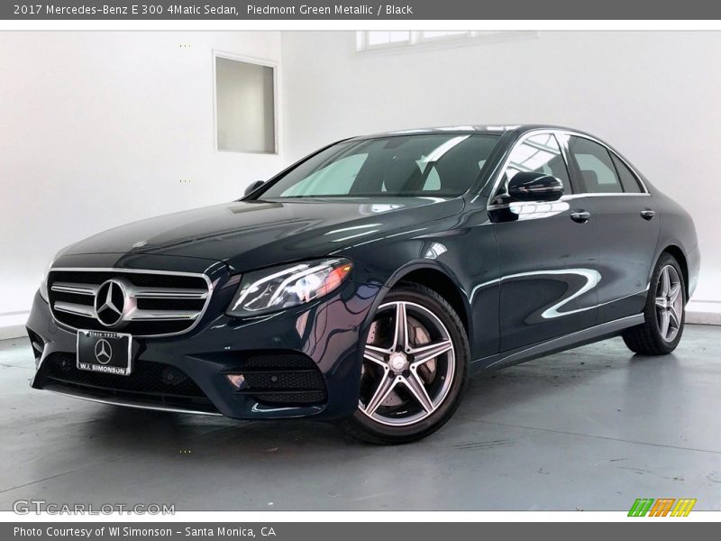 Front 3/4 View of 2017 E 300 4Matic Sedan