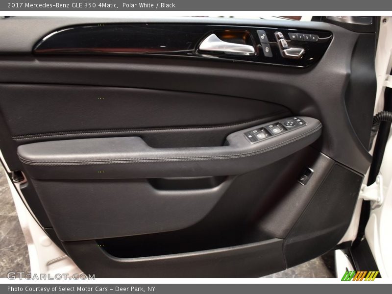 Polar White / Black 2017 Mercedes-Benz GLE 350 4Matic