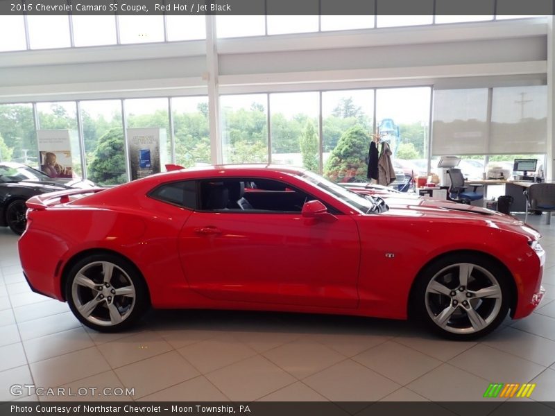 Red Hot / Jet Black 2016 Chevrolet Camaro SS Coupe