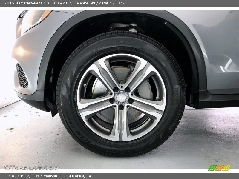 Selenite Grey Metallic / Black 2016 Mercedes-Benz GLC 300 4Matic