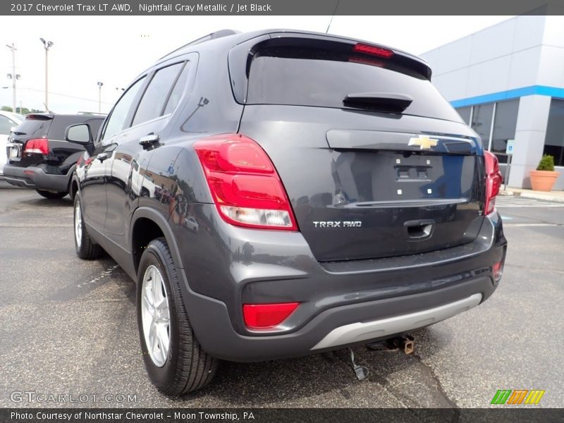 Nightfall Gray Metallic / Jet Black 2017 Chevrolet Trax LT AWD