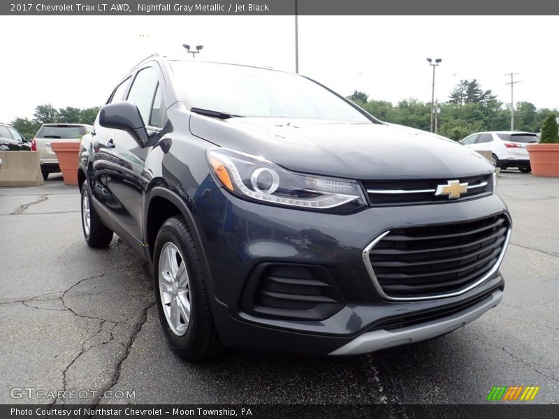 Nightfall Gray Metallic / Jet Black 2017 Chevrolet Trax LT AWD