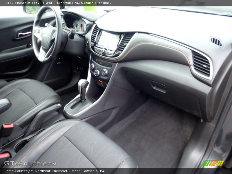 Nightfall Gray Metallic / Jet Black 2017 Chevrolet Trax LT AWD