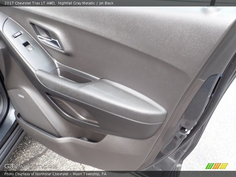 Nightfall Gray Metallic / Jet Black 2017 Chevrolet Trax LT AWD