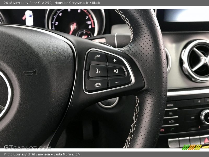Mountain Grey Metallic / Black 2018 Mercedes-Benz GLA 250