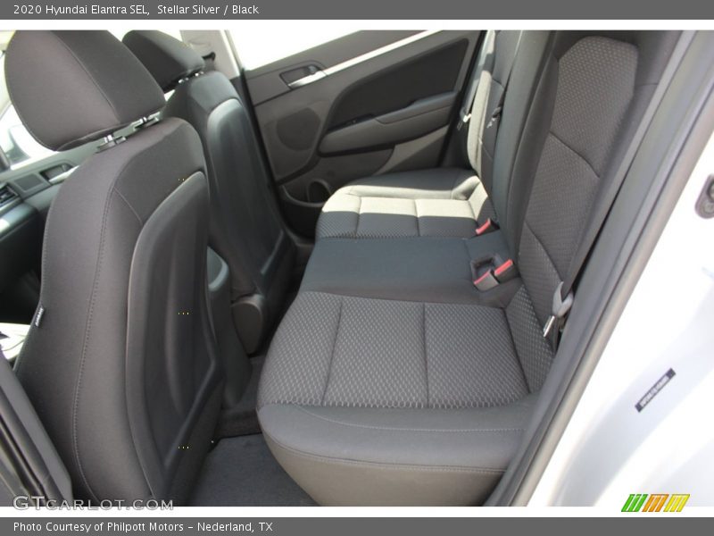 Stellar Silver / Black 2020 Hyundai Elantra SEL