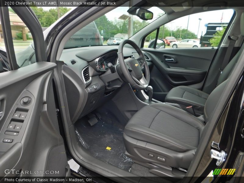 Mosaic Black Metallic / Jet Black 2020 Chevrolet Trax LT AWD