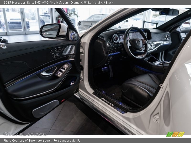 Diamond White Metallic / Black 2015 Mercedes-Benz S 63 AMG 4Matic Sedan