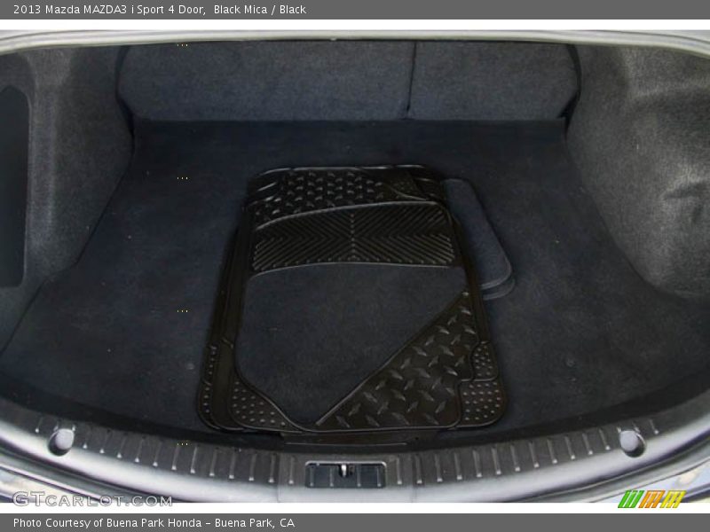 Black Mica / Black 2013 Mazda MAZDA3 i Sport 4 Door