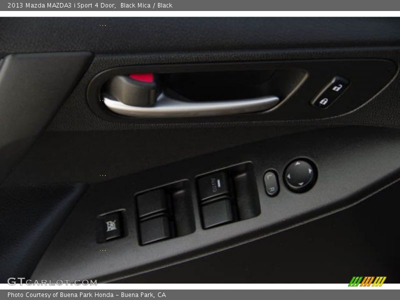 Black Mica / Black 2013 Mazda MAZDA3 i Sport 4 Door
