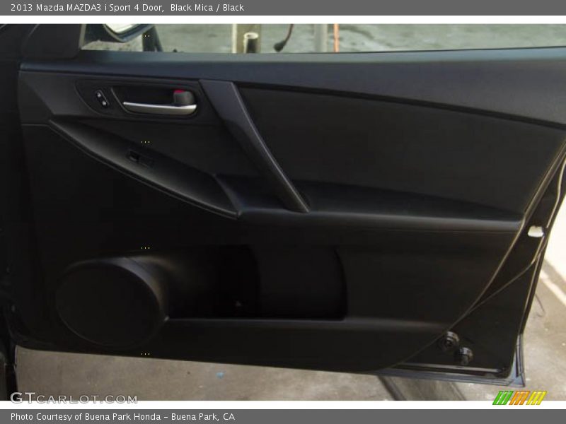 Black Mica / Black 2013 Mazda MAZDA3 i Sport 4 Door