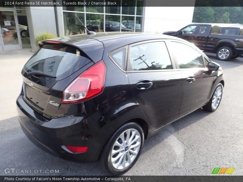 Tuxedo Black / Charcoal Black 2014 Ford Fiesta SE Hatchback