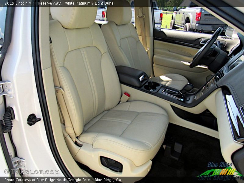White Platinum / Light Dune 2019 Lincoln MKT Reserve AWD