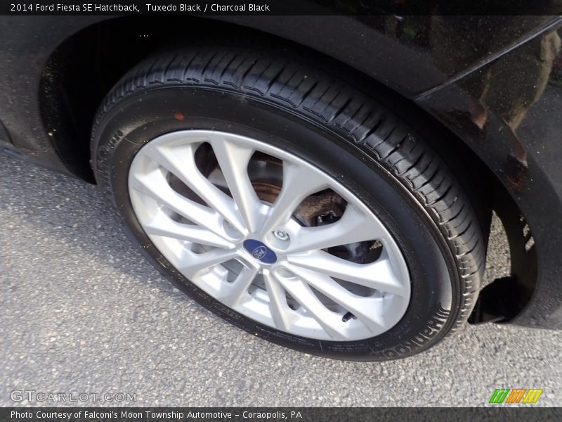 Tuxedo Black / Charcoal Black 2014 Ford Fiesta SE Hatchback