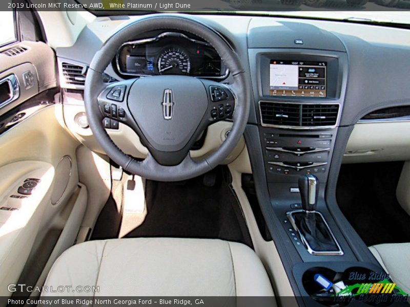 White Platinum / Light Dune 2019 Lincoln MKT Reserve AWD