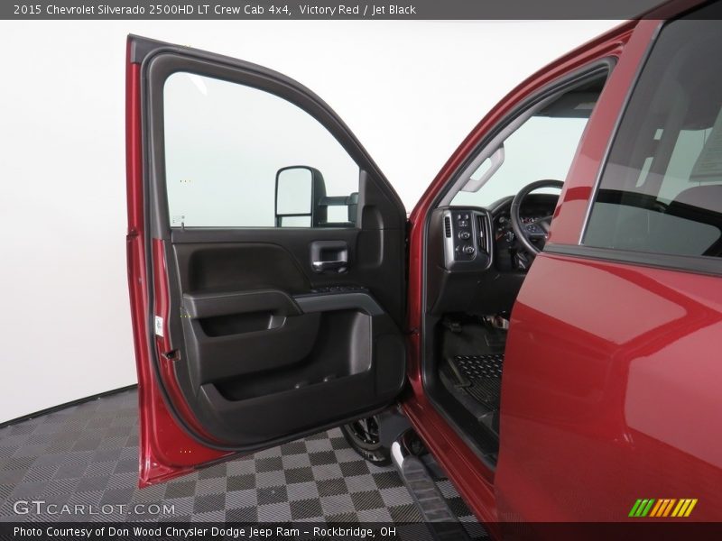 Victory Red / Jet Black 2015 Chevrolet Silverado 2500HD LT Crew Cab 4x4