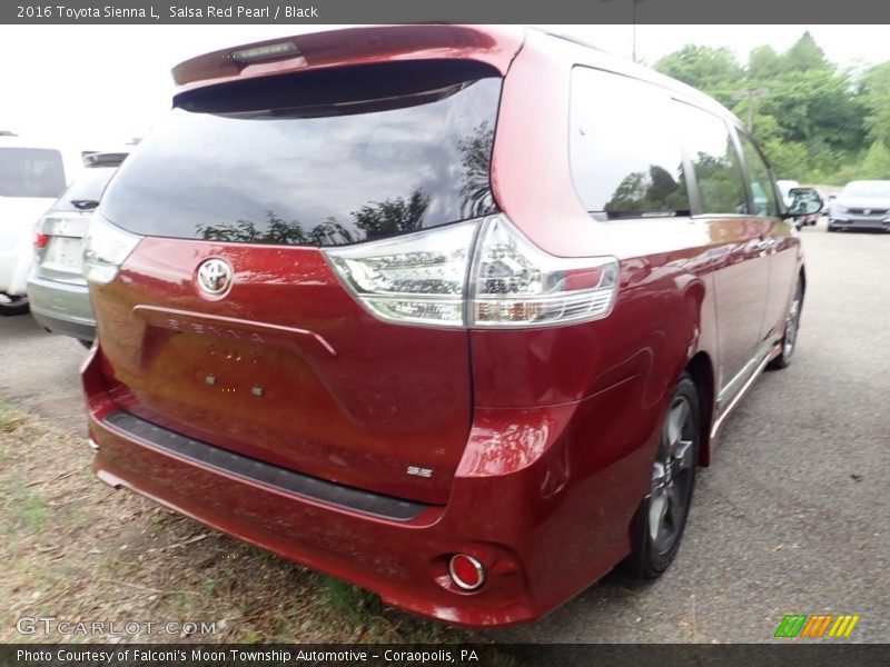 Salsa Red Pearl / Black 2016 Toyota Sienna L