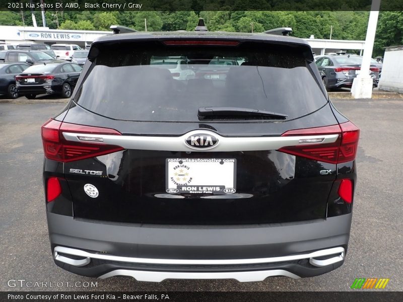 Black Cherry / Gray 2021 Kia Seltos EX AWD
