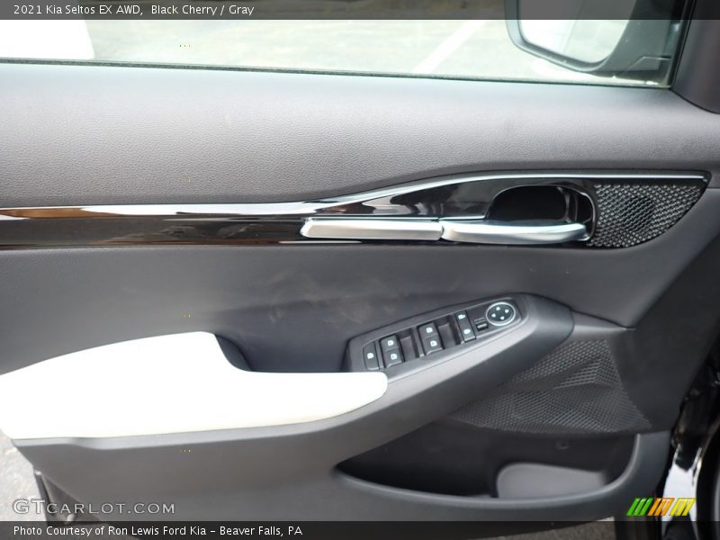 Black Cherry / Gray 2021 Kia Seltos EX AWD