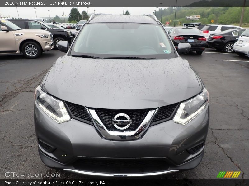 Gun Metallic / Charcoal 2016 Nissan Rogue SV
