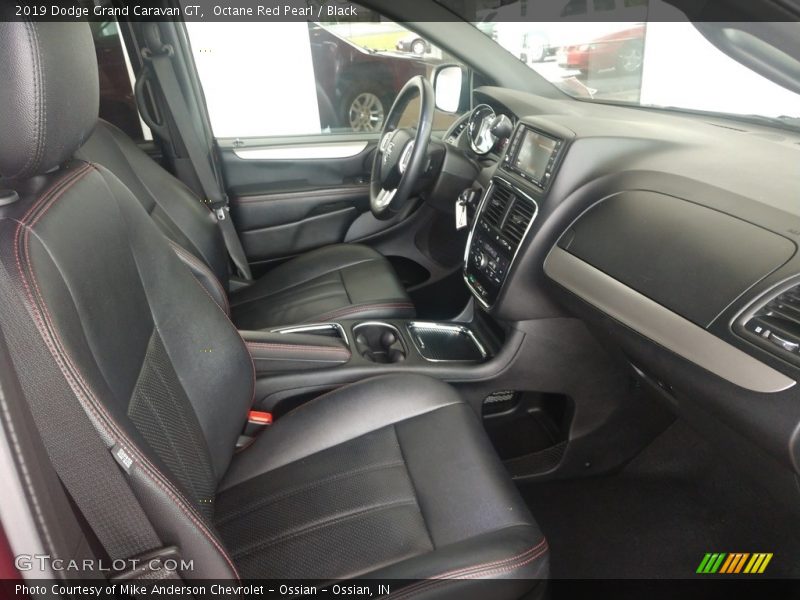 Octane Red Pearl / Black 2019 Dodge Grand Caravan GT