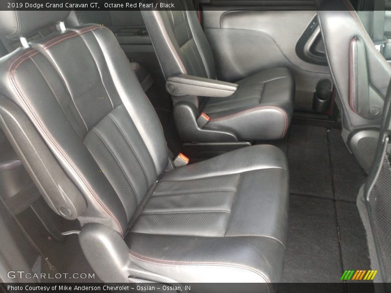 Octane Red Pearl / Black 2019 Dodge Grand Caravan GT