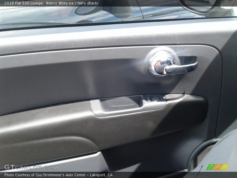 Bianco White Ice / Nero (Black) 2018 Fiat 500 Lounge