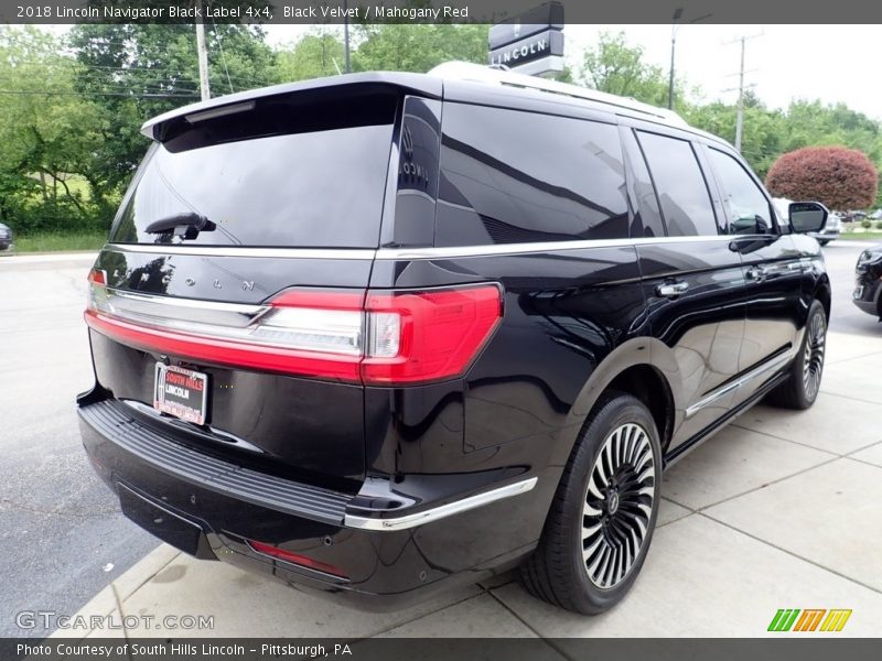 Black Velvet / Mahogany Red 2018 Lincoln Navigator Black Label 4x4